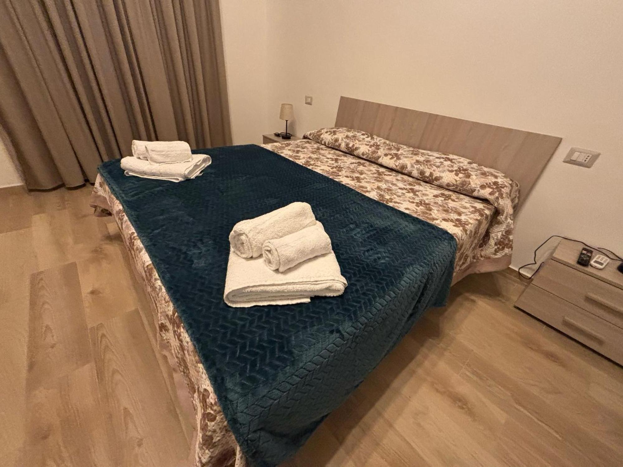 Cg Home City Centre Козенца Экстерьер фото